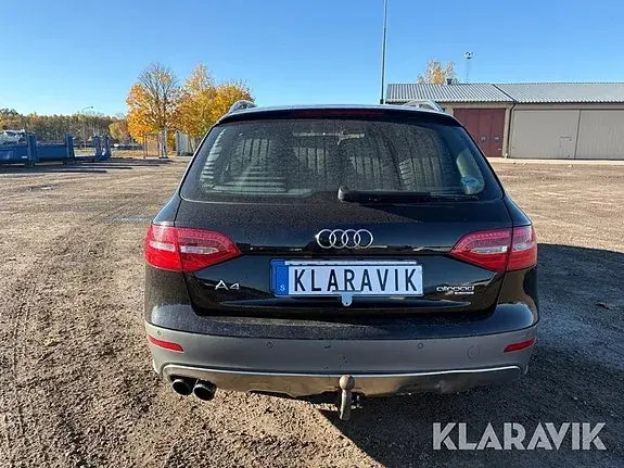Audi A4 2012 photo 3
