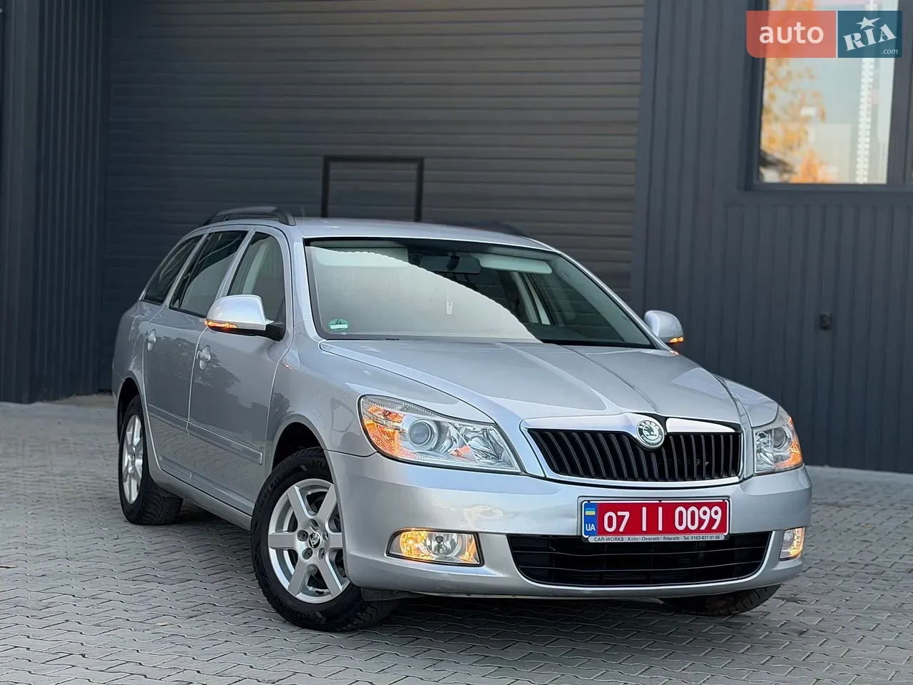 Skoda Octavia 2011 photo 2