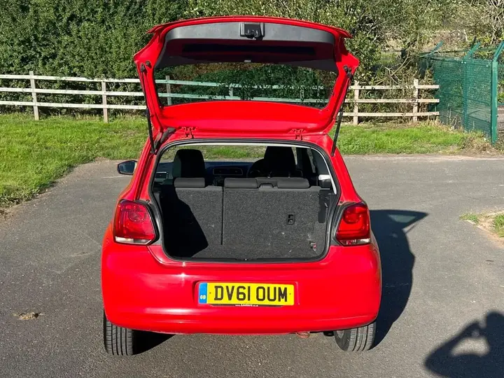 Volkswagen Polo 2011 photo 5
