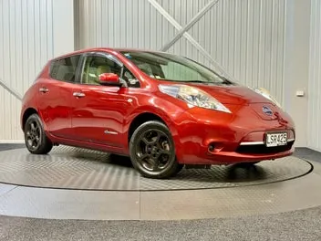Nissan Leaf 2012 photo 2