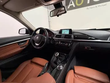 BMW 318I 2016 photo 3