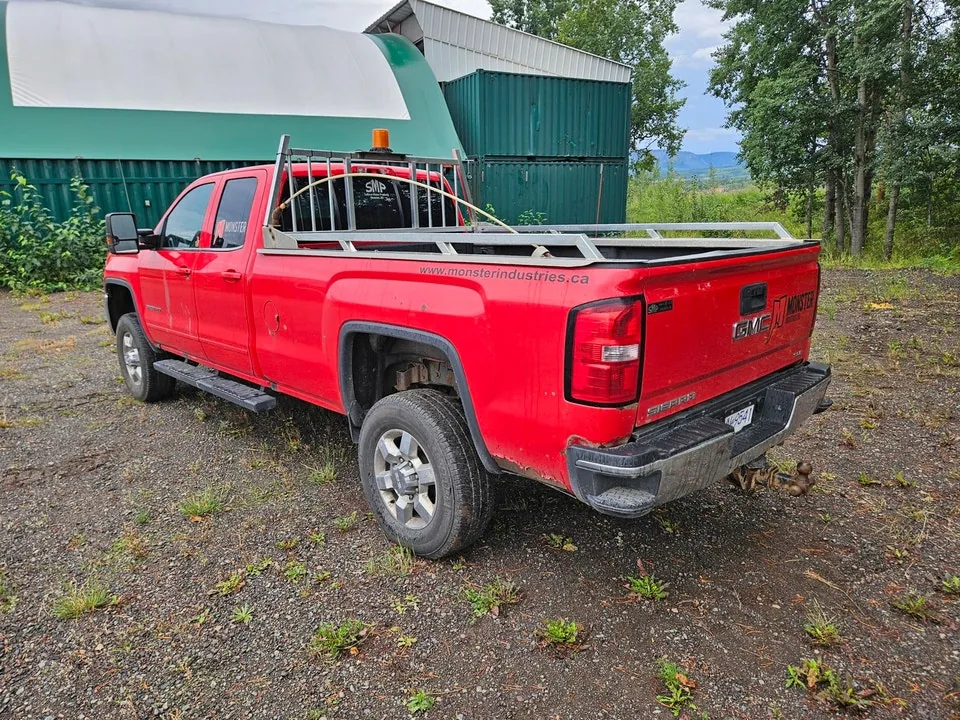 GMC Sierra 3500 2018 photo 3