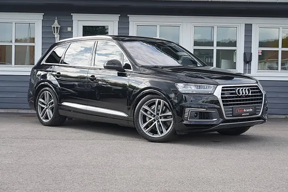 Audi Q7 2017 photo 2