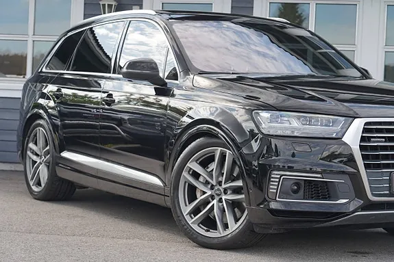 Audi Q7 2017 photo 5