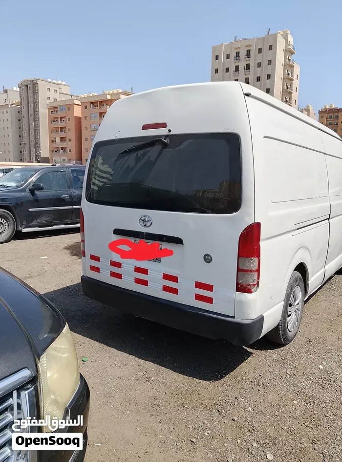 Toyota Hiace 2014 photo 4