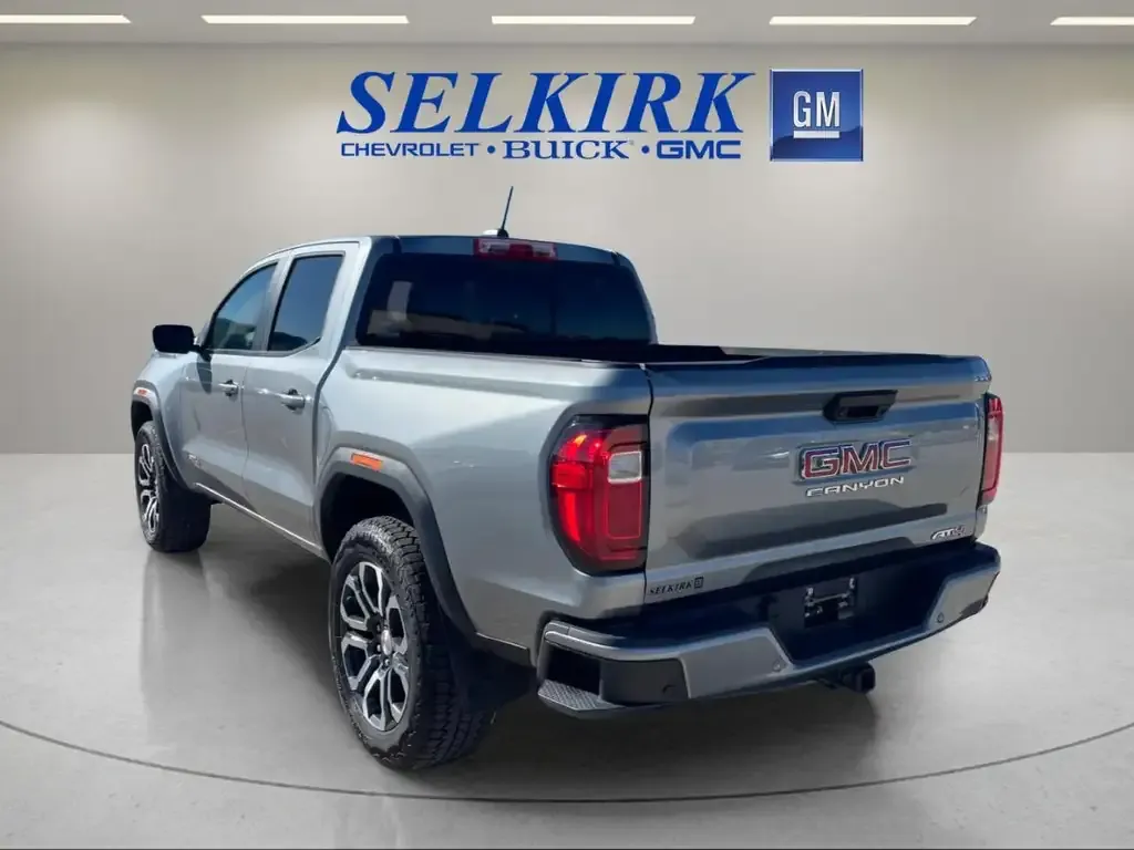 GMC Canyon 2024 photo 4