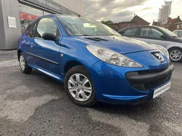 Peugeot 206 2012 photo 2