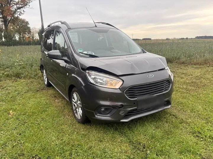 Ford Tourneo Courier