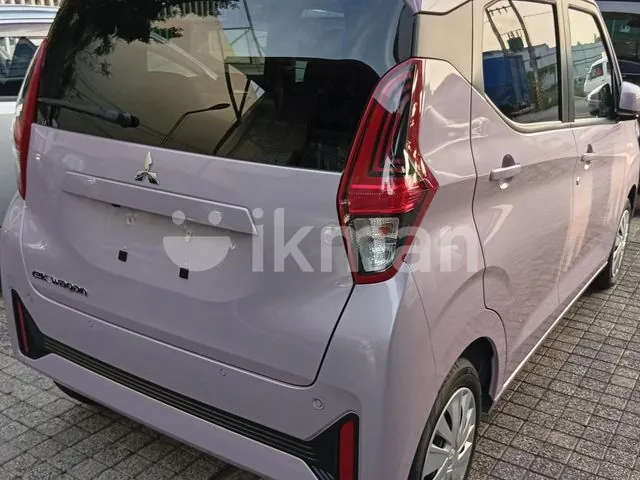 Mitsubishi Ek Wagon 2025 photo 4