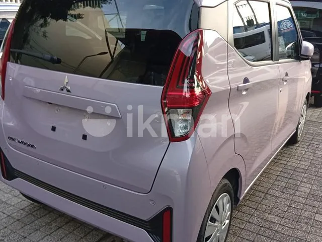 Mitsubishi Ek Wagon 2025 photo 3