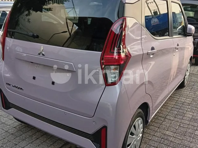 Mitsubishi Ek Wagon 2025 photo 2