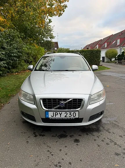 Volvo V70 2009 photo 3
