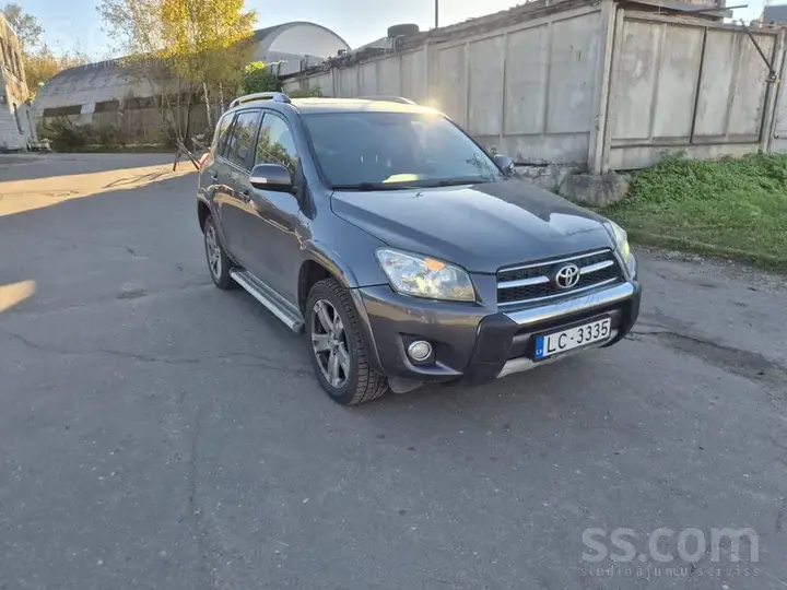 Toyota Rav4 2010 photo 2