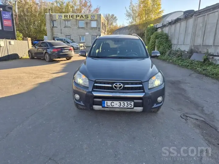 Toyota Rav4 2010 photo 3