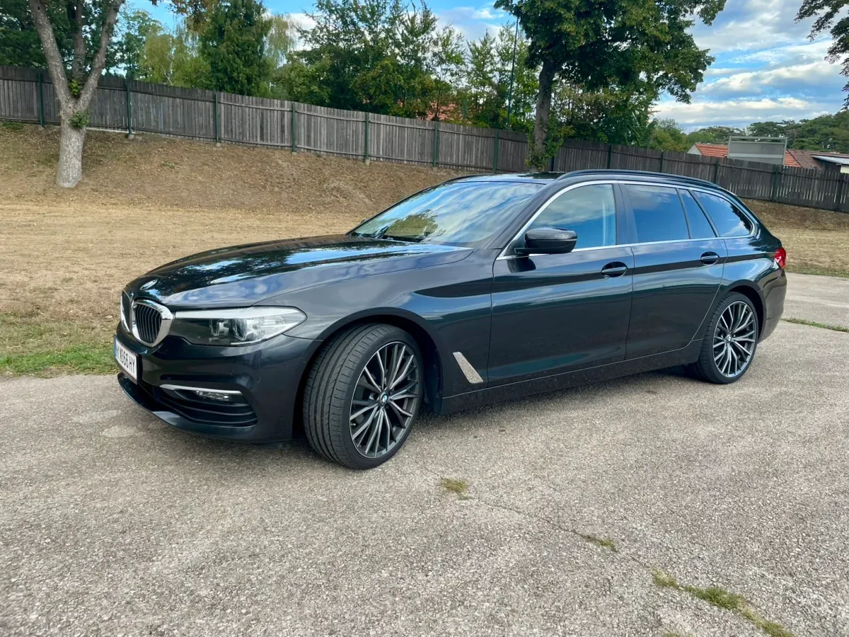 BMW 5 Series 2019 photo 3