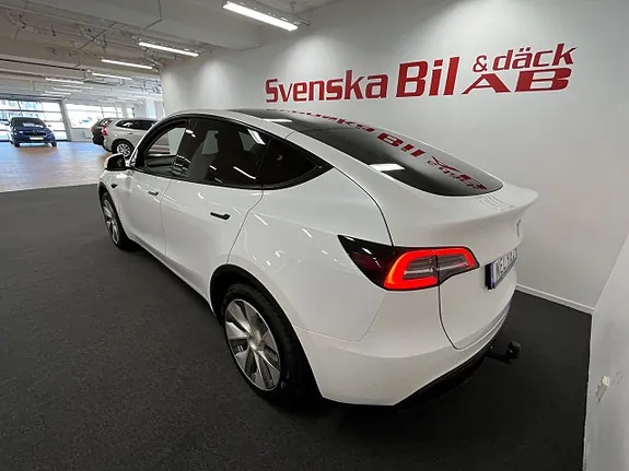 Tesla Model Y 2023 photo 3