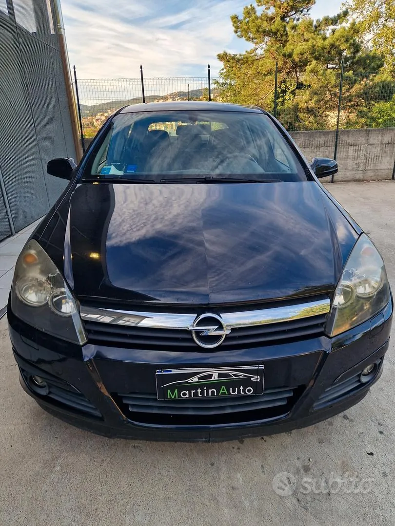 Opel Astra 2005 photo 2