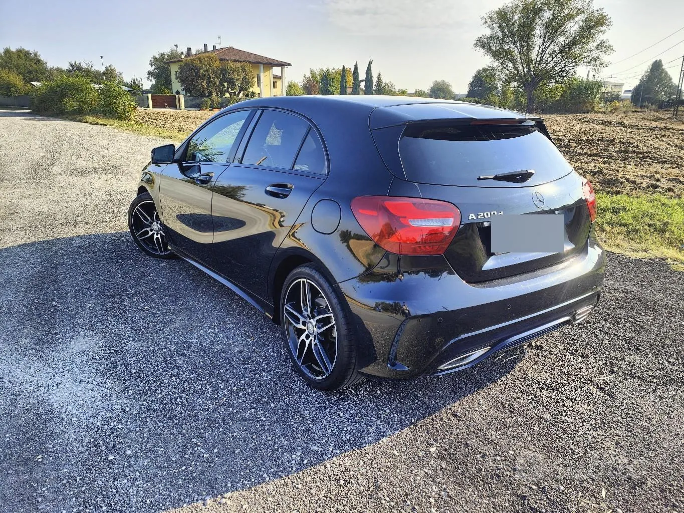 Mercedes-Benz A200D 2017 photo 3