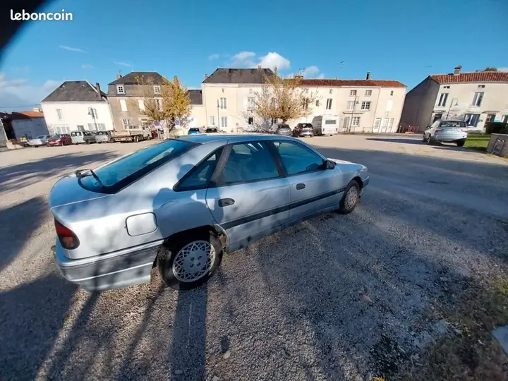 Renault Safrane 1994 photo 3