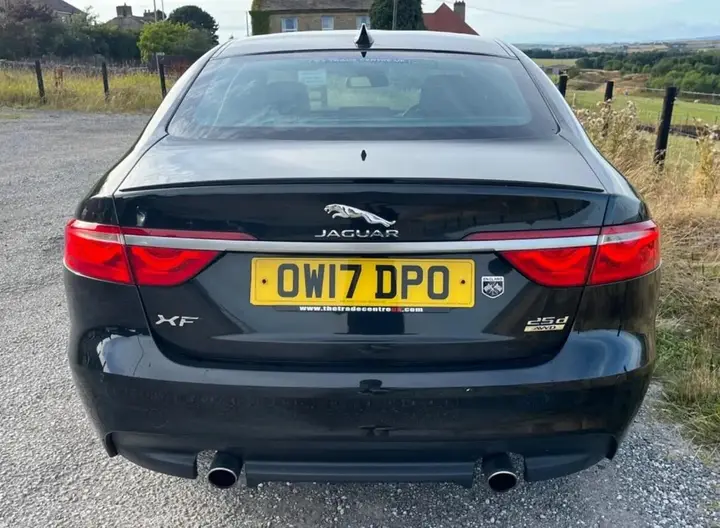 Jaguar Xf 2017 photo 4