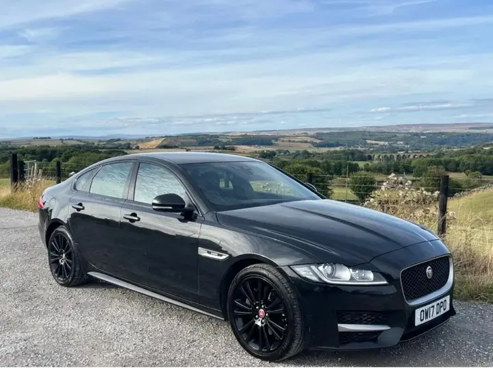 Jaguar Xf 2017 photo 3