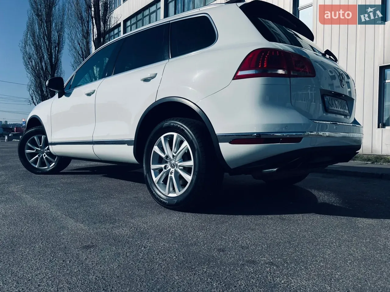 Volkswagen Touareg 2015 photo 3