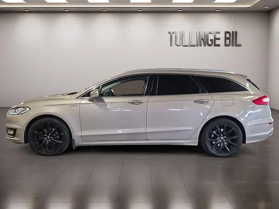Ford Mondeo 2017 photo 2
