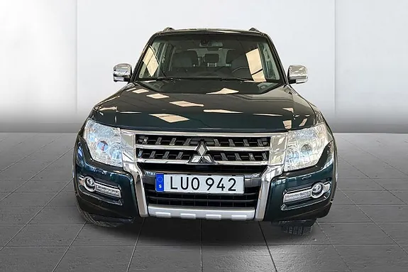 Mitsubishi Pajero 2015 photo 3