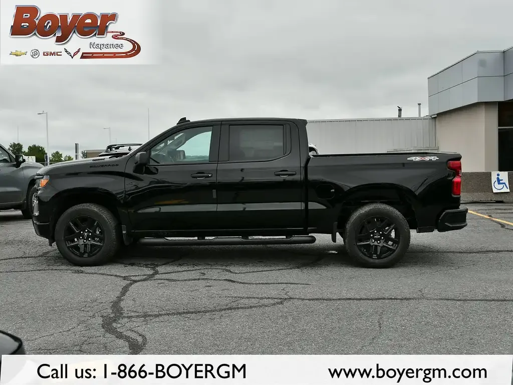 Chevrolet Silverado 1500 2026 photo 3