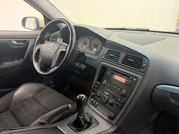Volvo V70 2006 photo 2