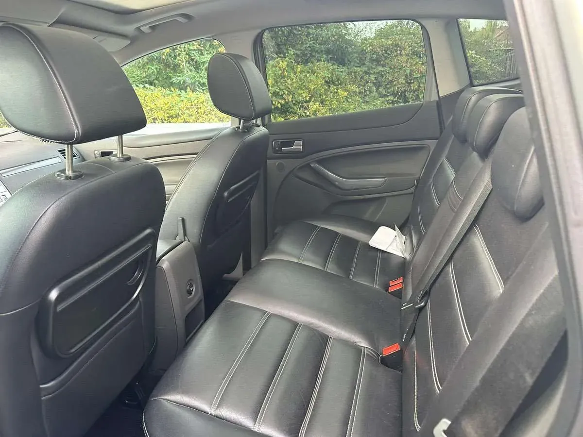 Ford Kuga 2008 photo 3