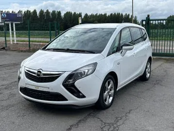 Opel Zafira 2016 photo 2