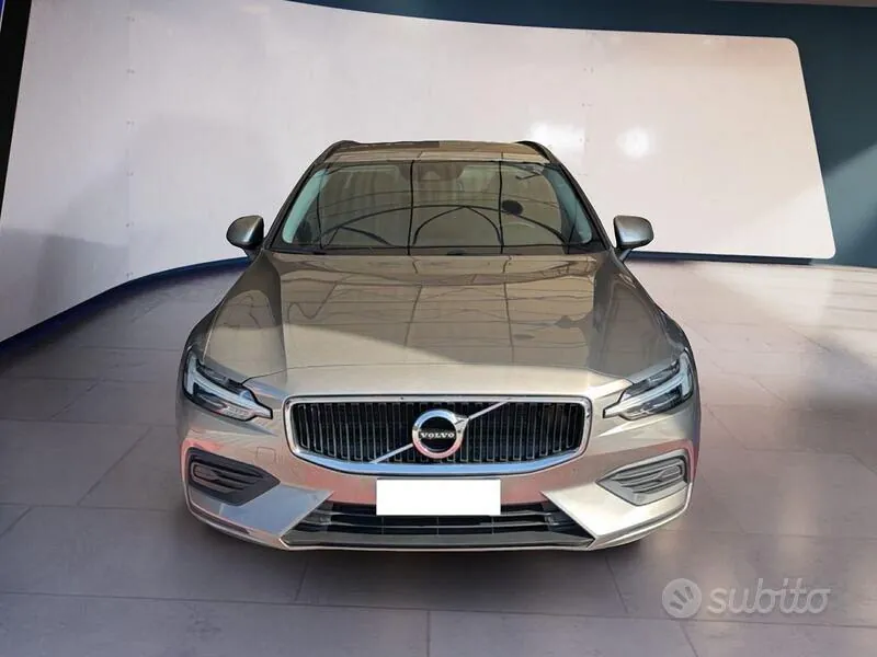 Volvo V60 2020 photo 2