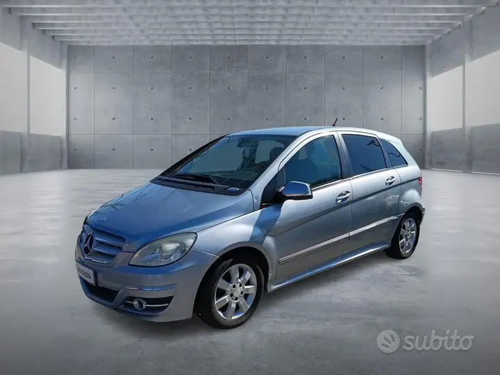 Mercedes-Benz B-Class 2008 photo 2