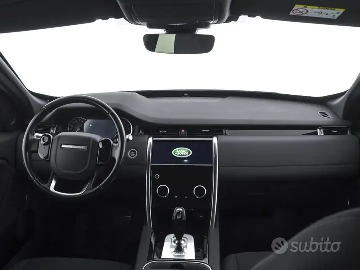 Land Rover Discovery Sport 2020 photo 4
