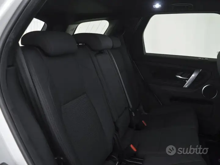 Land Rover Discovery Sport 2020 photo 5