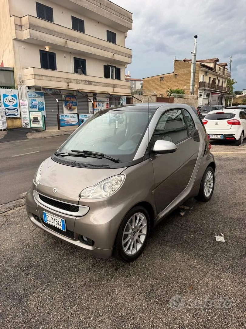 Smart Fortwo 2012 photo 2