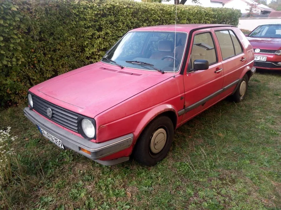 Volkswagen Golf 2