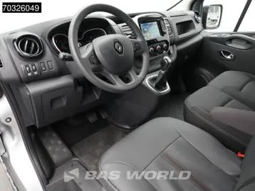 Renault Trafic 2020 photo 3
