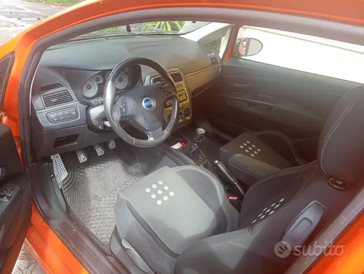 Fiat Grande Punto 2007 photo 5