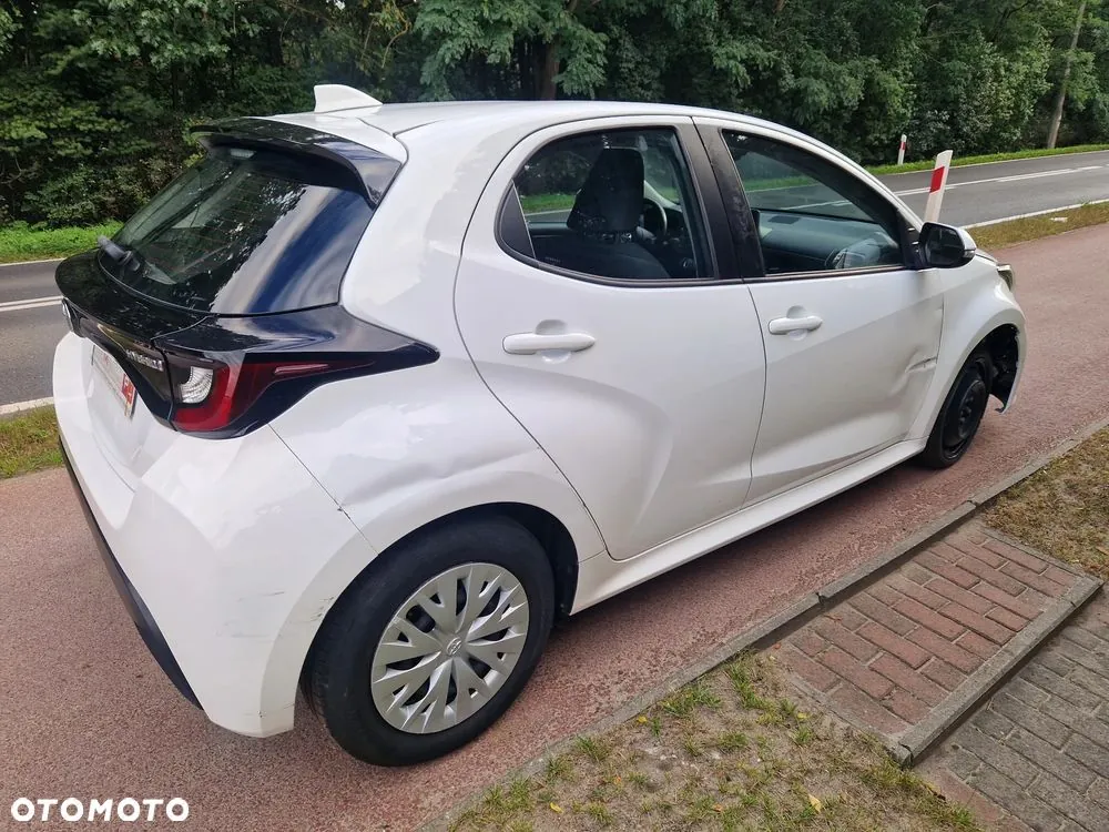 Toyota Yaris 2022 photo 4