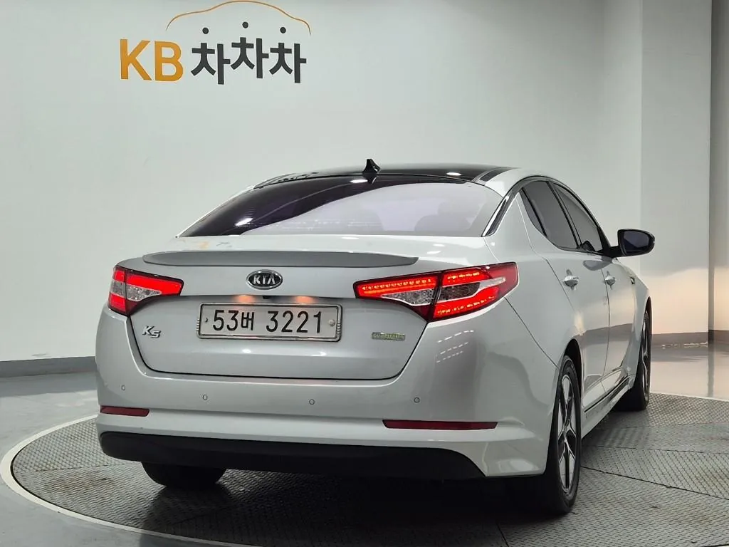 Kia K5 2012 photo 3