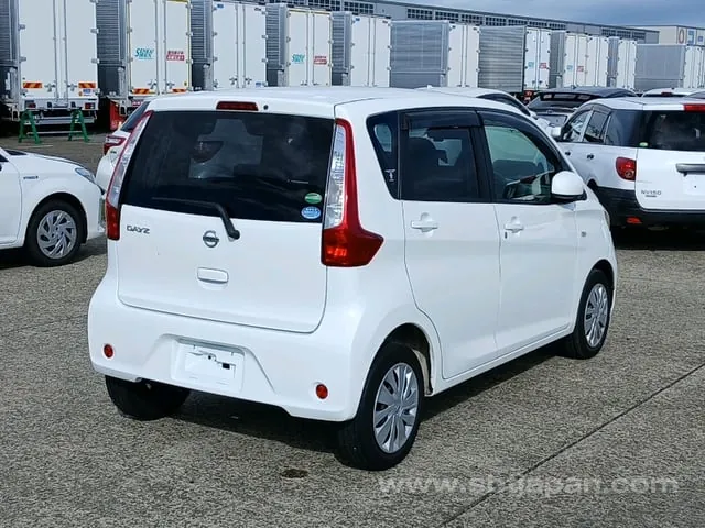 Nissan Dayz 2013 photo 4