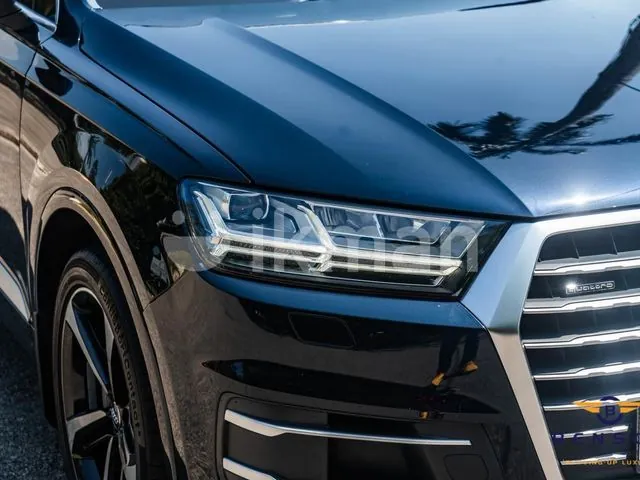Audi Q7 2018 photo 3