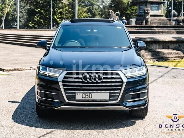 Audi Q7 2018 photo 2