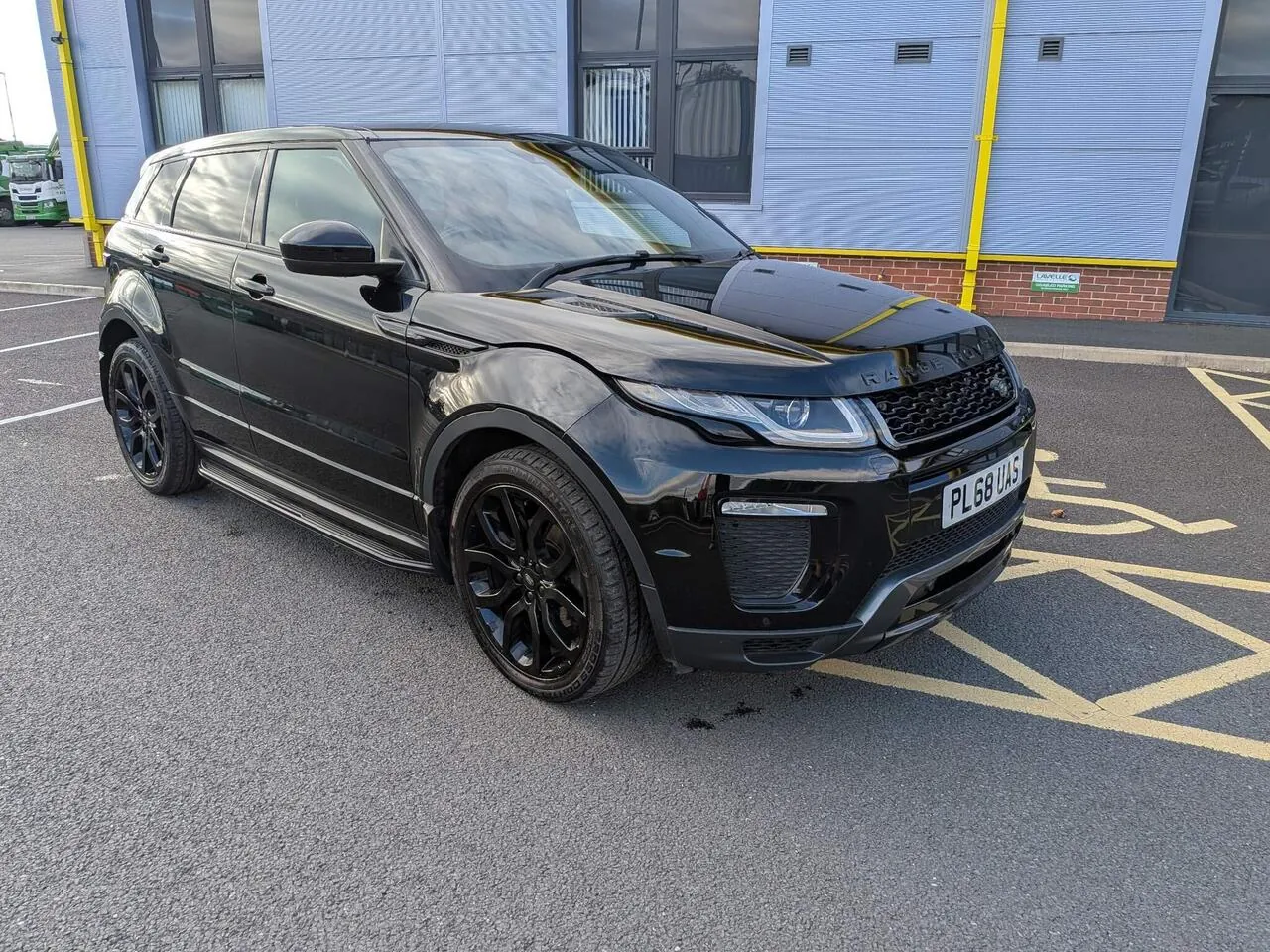 Land Rover Range Rover Evoque 2018 photo 3