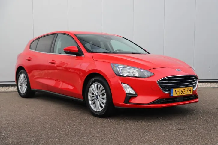 Ford Focus 2022 photo 3