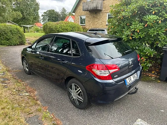 Citroen C4 2011 photo 4