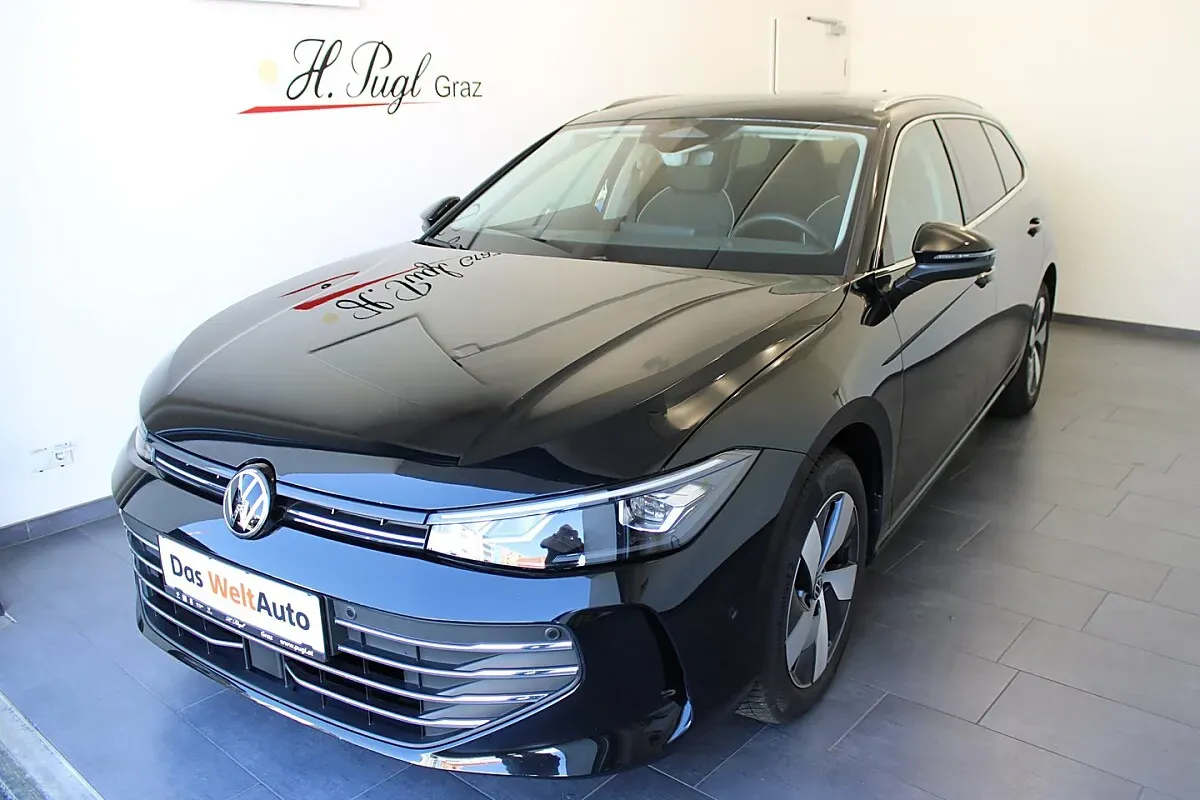 Volkswagen Passat 2025 photo 2