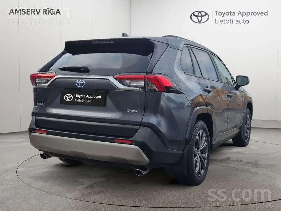 Toyota Rav4 2025 photo 2